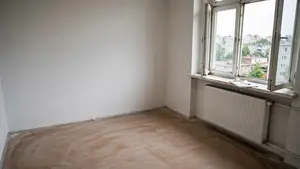 B051
