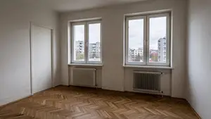 B135