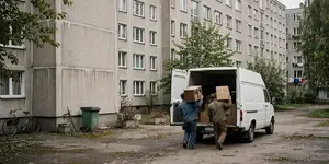 U058