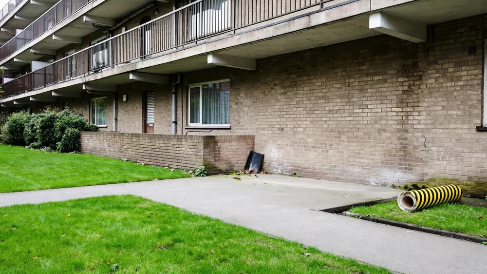 Wynoszenie mebli przez okno i balkon - warunki, sprzęt i bezpieczeństwo - zdjęcie 4