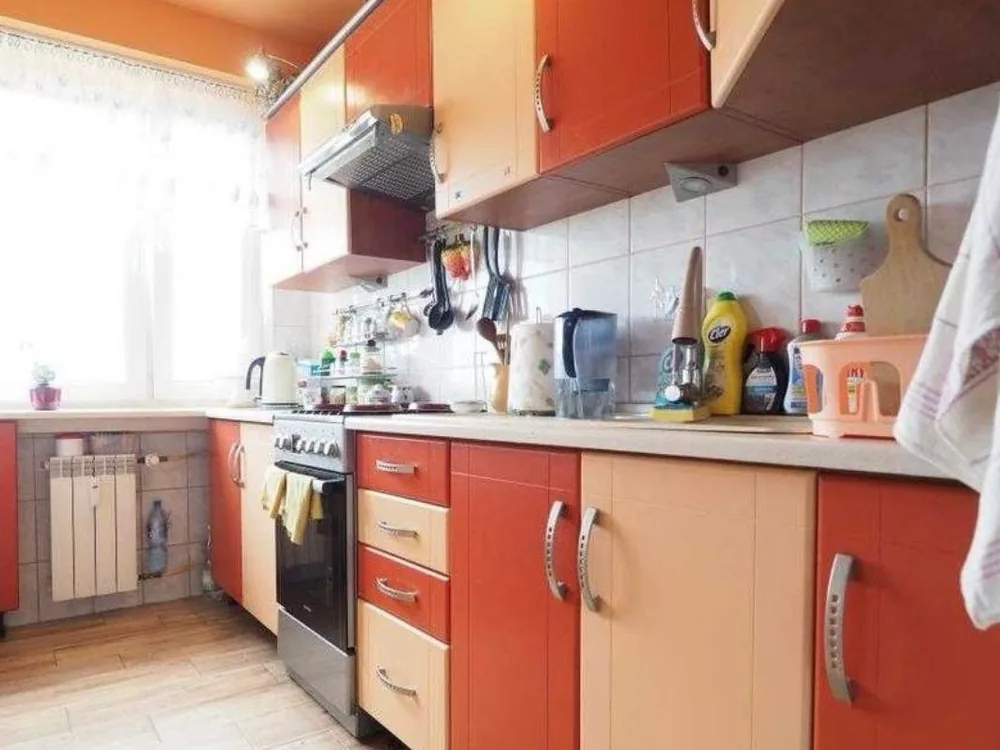Wynoszenie gabarytu z piętra bez windy - Wywóz mebli kuchennych w Łodzi