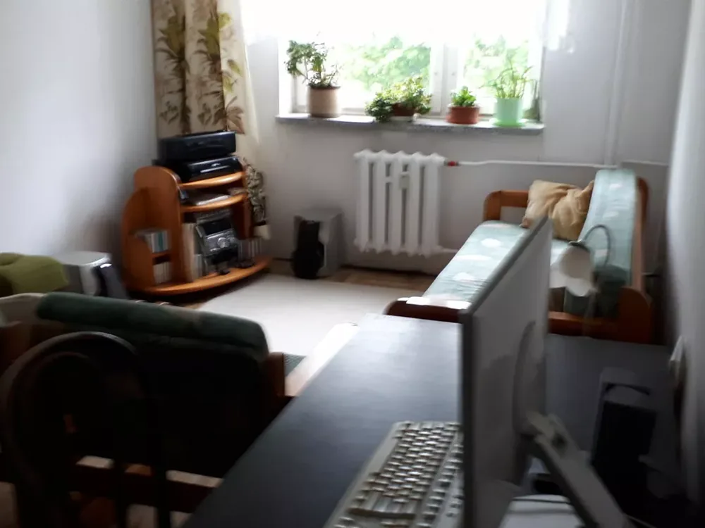 Wynoszenie gabarytu z piętra bez windy - Wywóz zamrażarki w Łodzi